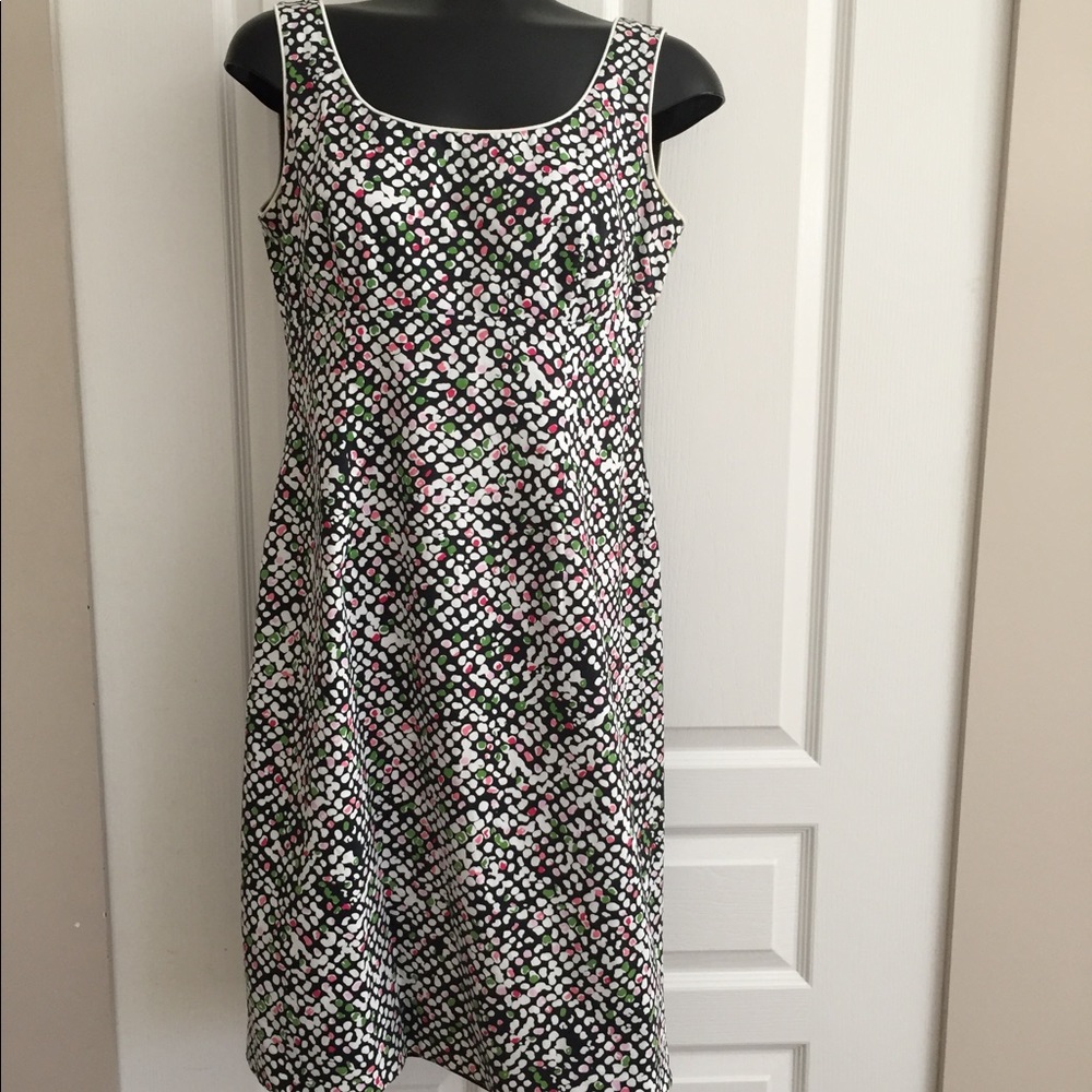 Talbots cotton shift dress fully lined in cute polka dot pattern